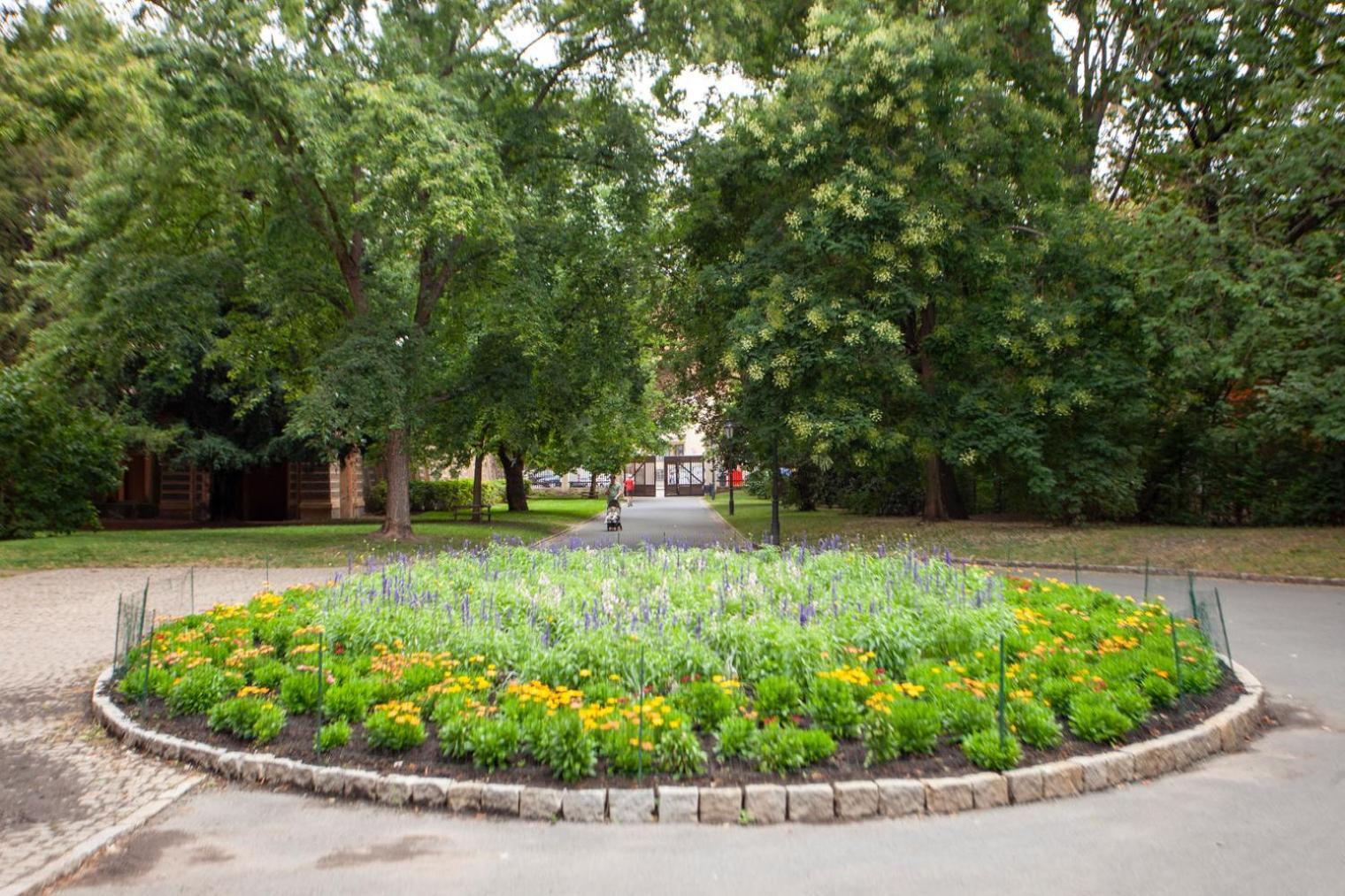 Apartment Blueground Vrsovice Near Grebovka Park Prg-15 *